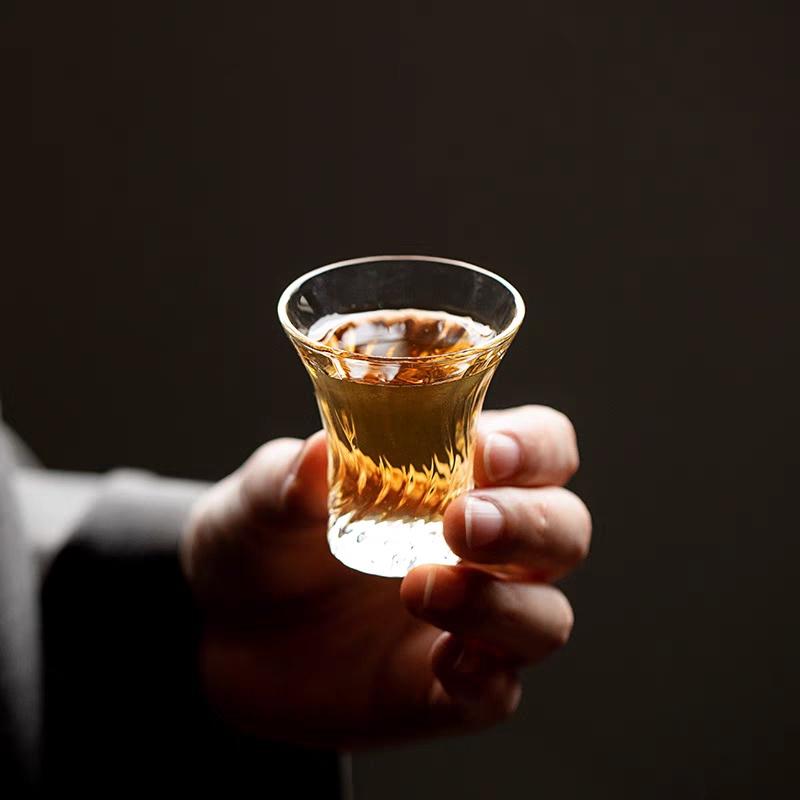 2pcs/Lot 30ml Heat resistant Small Glass Teacup Master Cup Single Cup Japanese Kungfu Tea Set Tea Cup Sake Mug