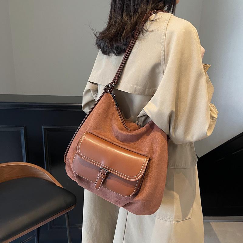 

Корейский ретро женский рюкзак на одно плечо - большая вместимость для осени/зимы 2024 года 33*13*28 коричневый