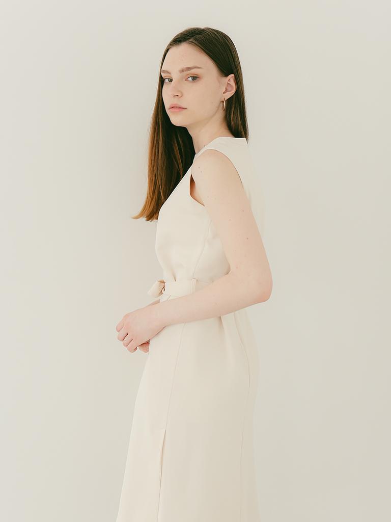 SPERONE WOMEN Minimal Belted Dress (Ivory)