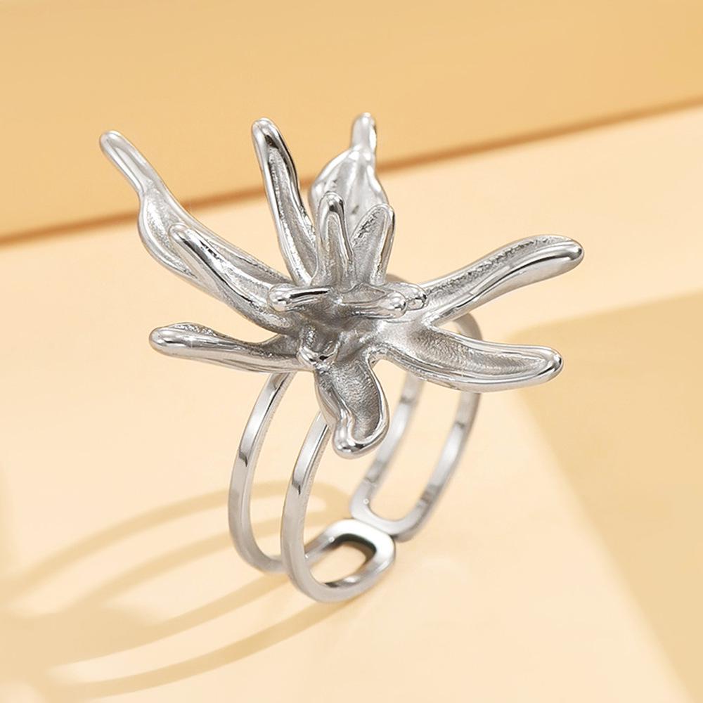 18K Gold-Plated Iris Flower Open Ring in Stainless Steel