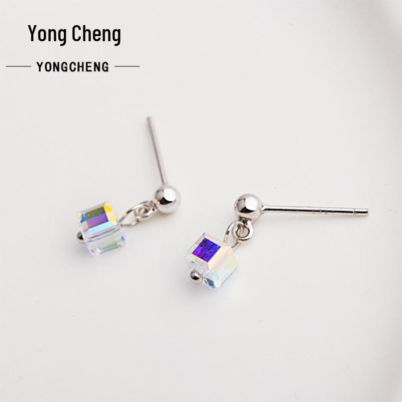Qianjia S925 Sterling Silver Crystal Sugar Cube Earrings: Exquisitely Shiny Korean Versatile Style