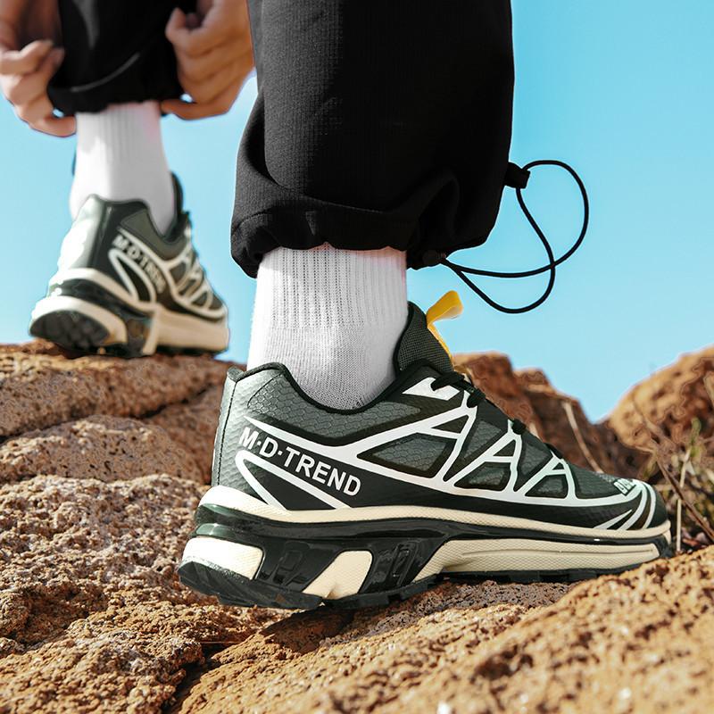 Autumn couple fashion running shoes lightweight and versatile outdoor sports shoes men's breathable mesh hiking shoes