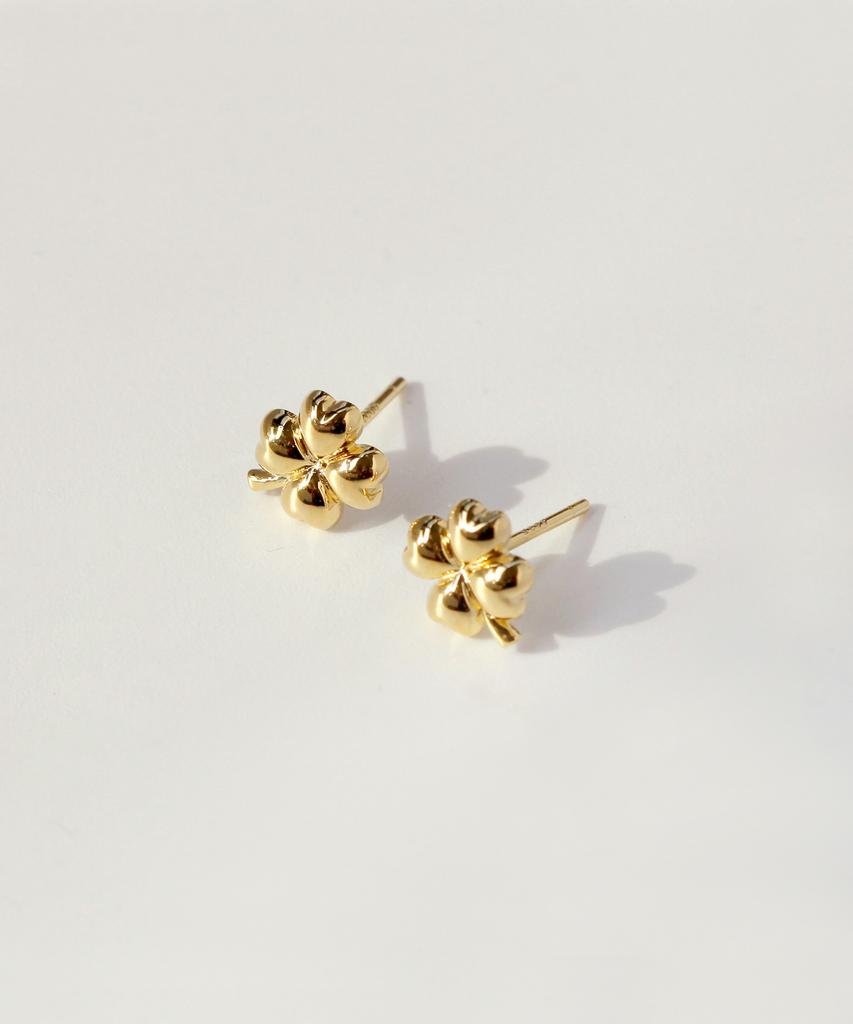 Code.H (Silver 925) Clover Post Earrings