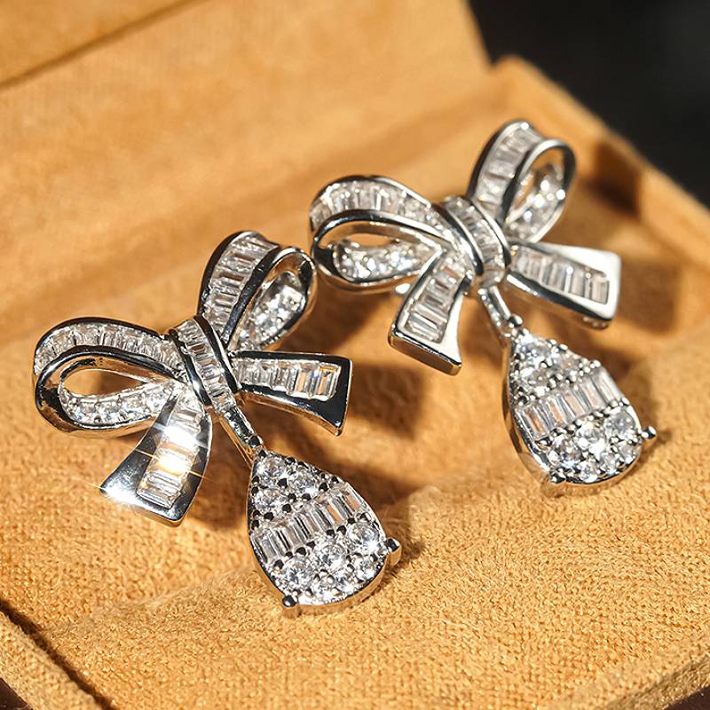 Huitan Gorgeous Women Bow Drop Earrings Inlaid Water Drop Style Sparkling CZ Party Aesthetic Accessories Elegant Wedding Zircon