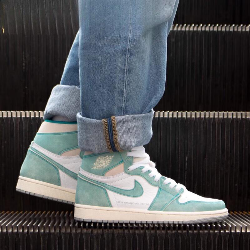 (GS) Air Jordan 1 Retro High OG 'Turbo Green' Kids' 575441-311