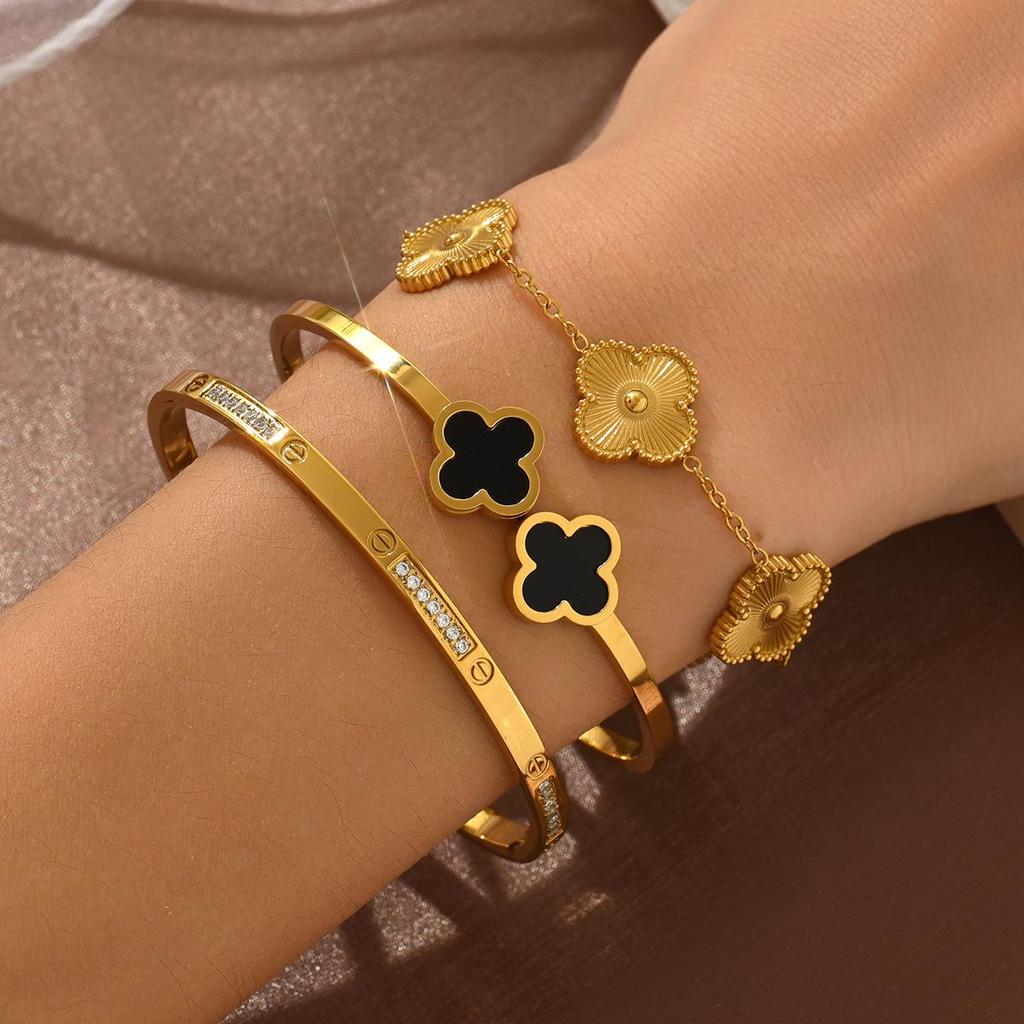 18K Gold Titanium Steel Four-Leaf Clover Waterproof Bracelet Bangle - High-End, Non-Fading Electroplated Jewelry