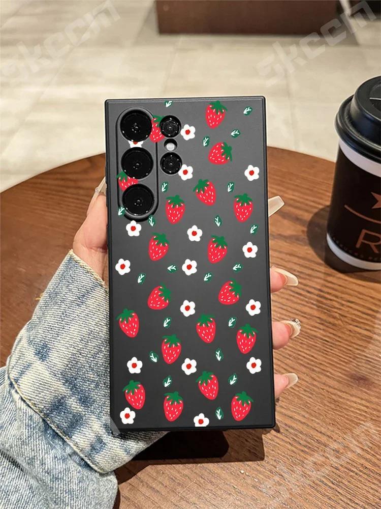 Strawberry Pattern Phone Case For Samsung Galaxy S25 S24 Ultra S23 S22 Plus S20 FE A54 A55 A15 A35 A50 A51 A71 A72 A73 Cover