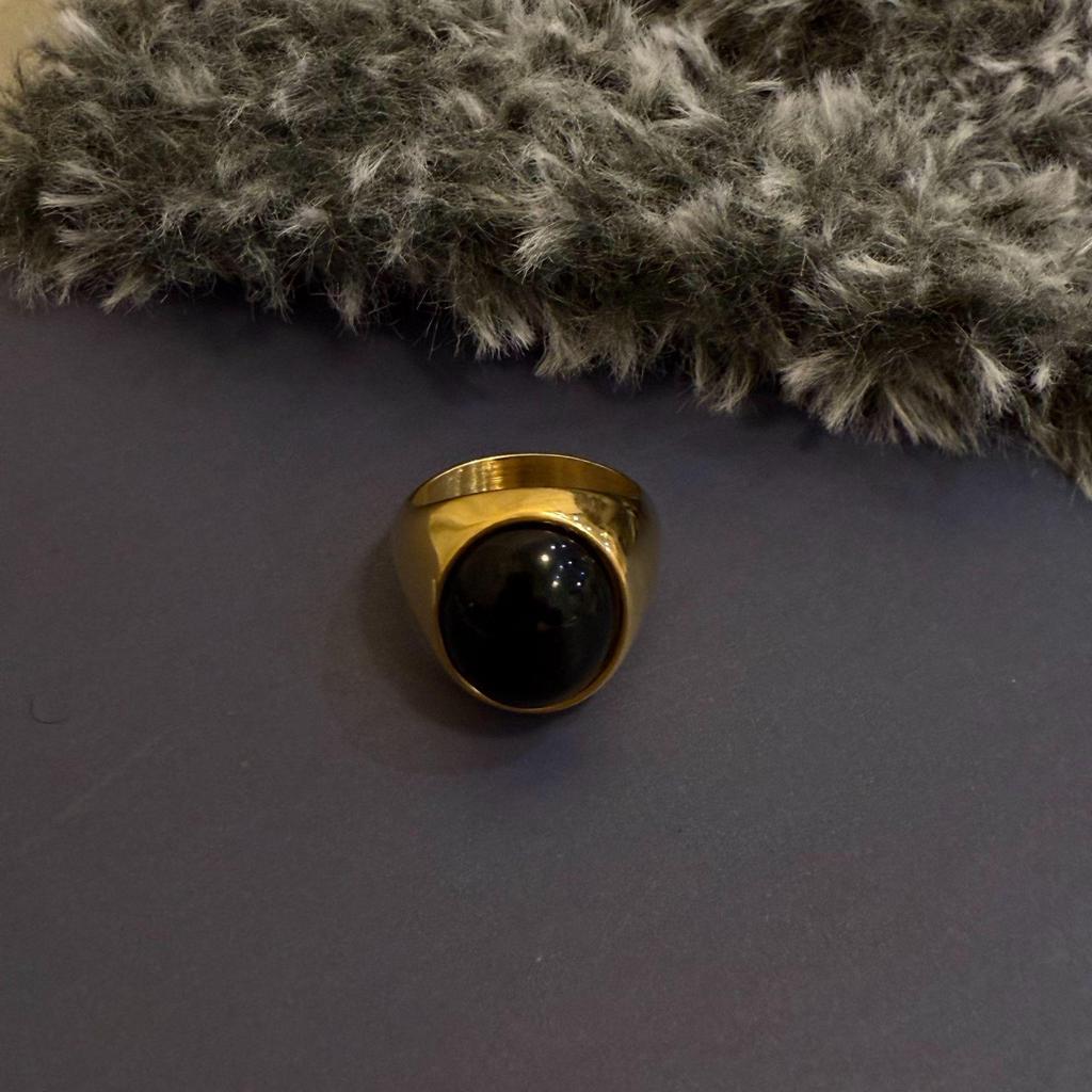 Titanium Steel Oval Agate Stone Gold Ring - Women's Niche Fashion Accessory