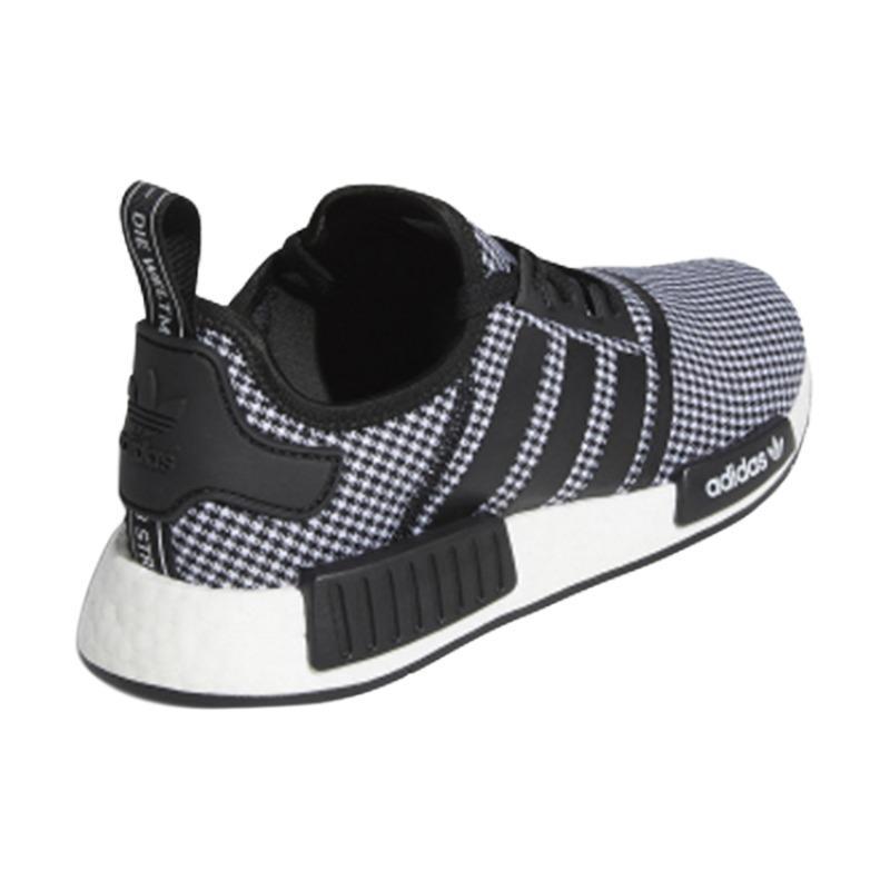 adidas NMD_R1 'Černá Bílá' FV5438