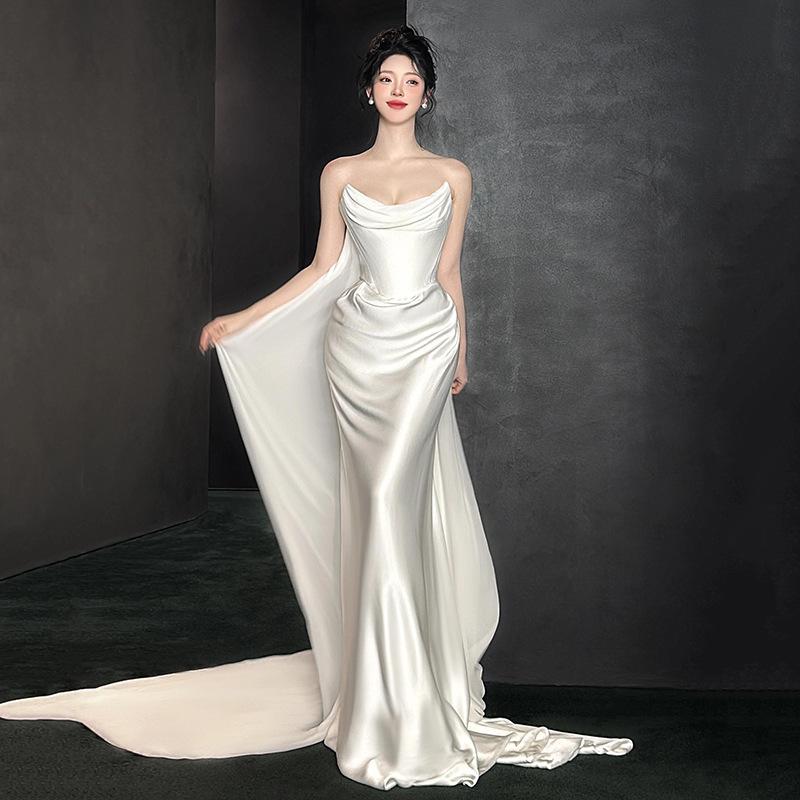 European and American Satin Travel Photography Light Wedding Dress Bride French Simple Welcome Door Dress White Tube Top Trailing Dress