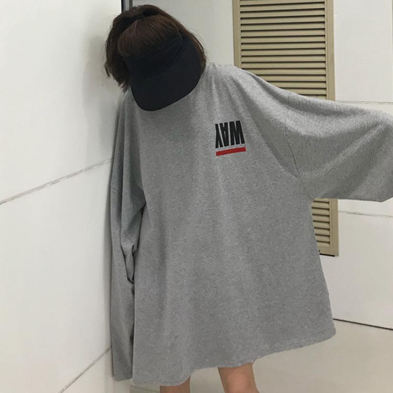 Plus Size Casual T-skjorter med bokstavtrykk Dameklær Overdimensjonerte sommerklær Løse langermede topper Dame-T-skjorter