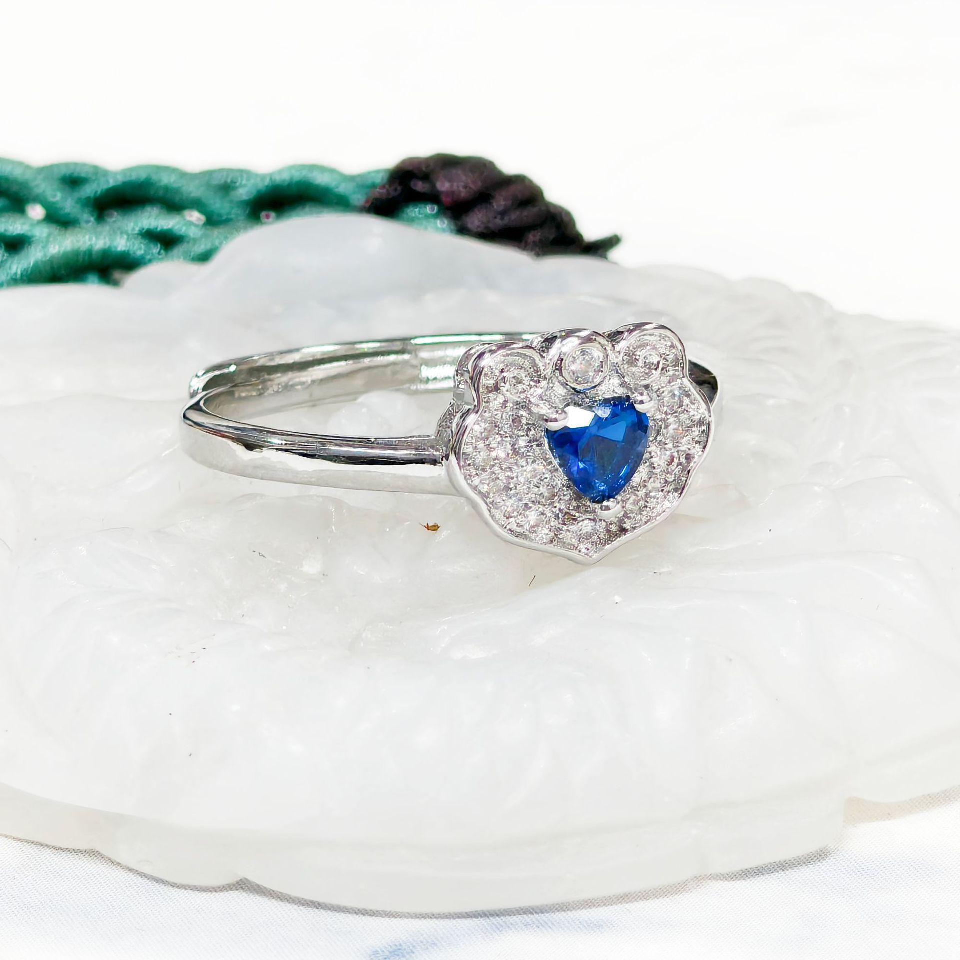 Gushen Luxury Zircon Jewelry Set: Green Ruyi Heart Ring, Earrings & Pendant