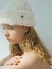 Poejidam [Let There Be Light] Fur Beanie In White