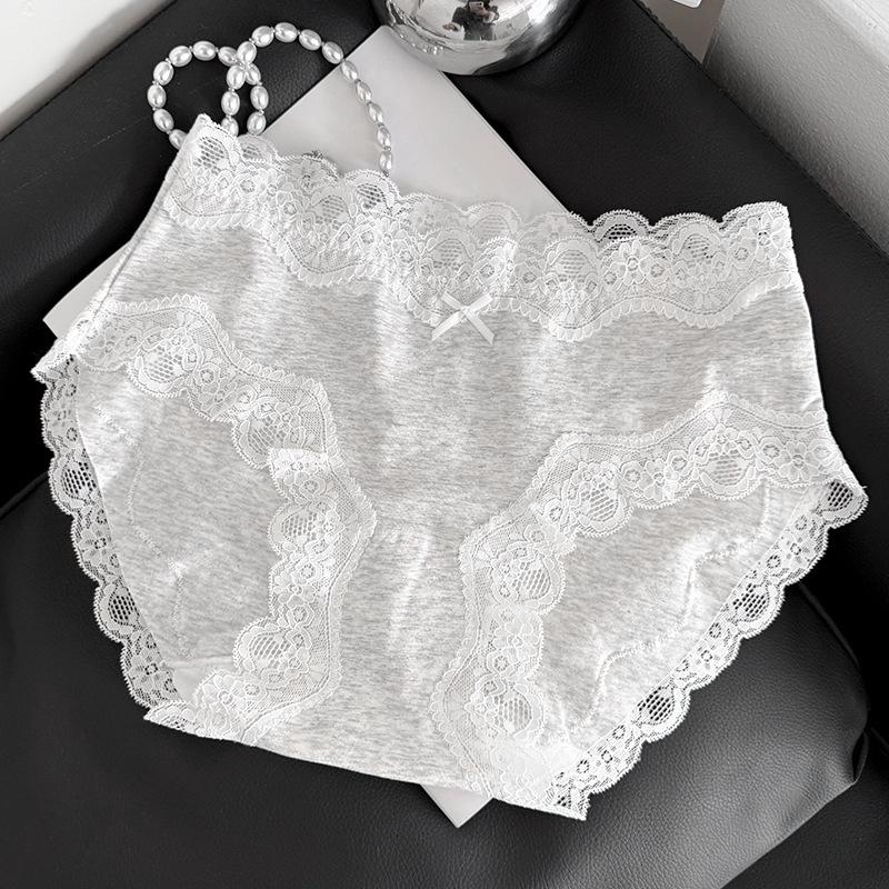 Ladies Spring and Autumn New Sexy Lace 10A Bacteriostatic Briefs