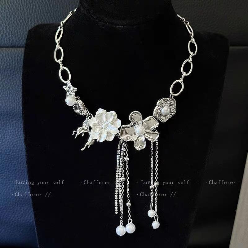 Women Niche Clavicle Chain Trendy Sweet Cool Floral Fringed Choker Personalized Versatile Daily Fashion Neck Accessories