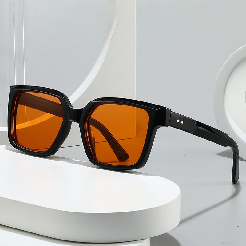  New Square Sunglasses Women Shades UV400 Retro Trending Rivets Men Gradient Orange Sun Glasses