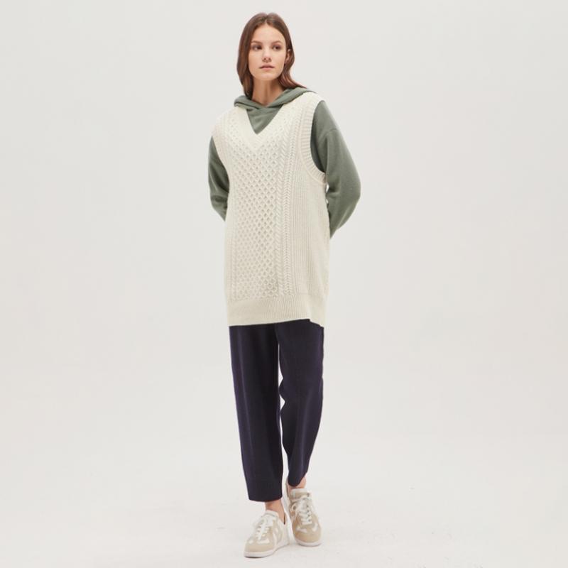  Benetton  Benetton Cable Tissue Knit Vest Bakvf1061 Iv