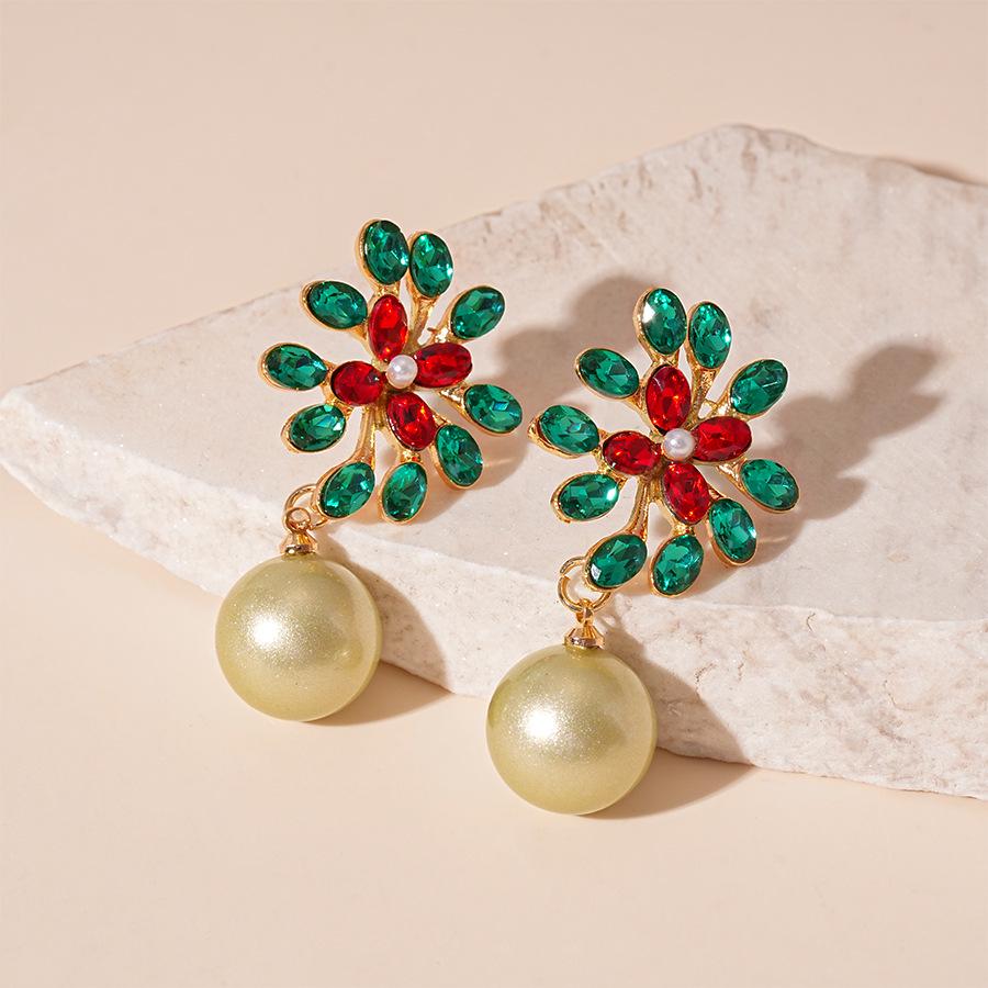 Elegant Pearl Petal Tassel Earrings - High-End, Versatile Design with a Touch of Luxury