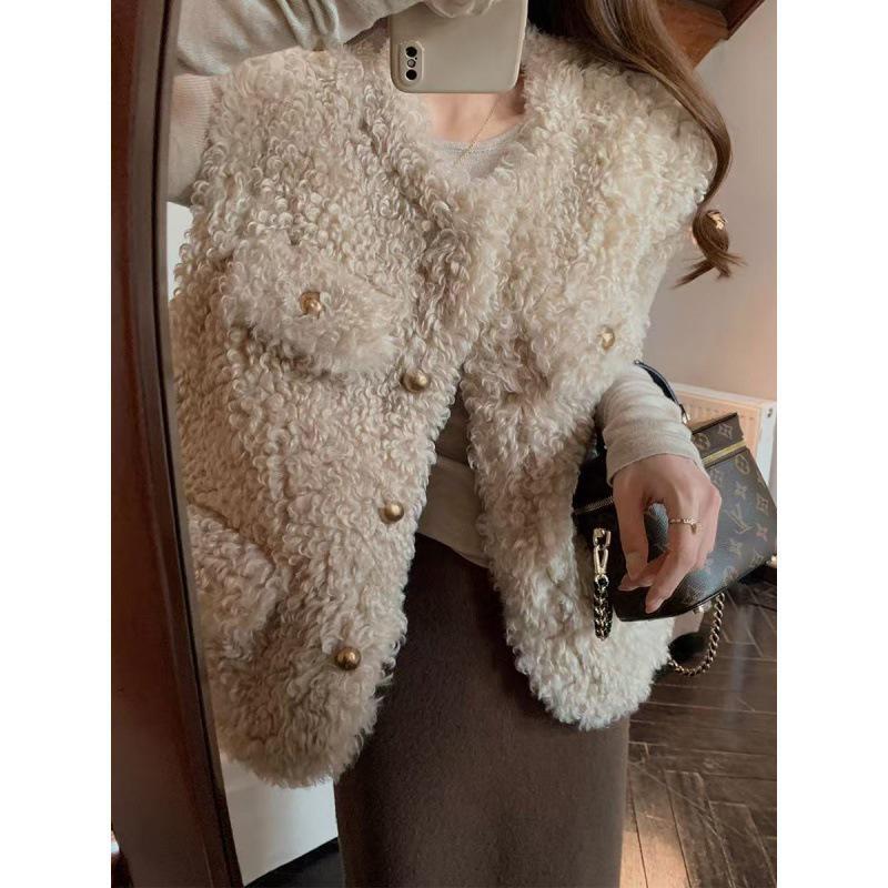 Women's 2024 Winter Fashion Lambswool Vest Coat - Thickened, Fragrant Style