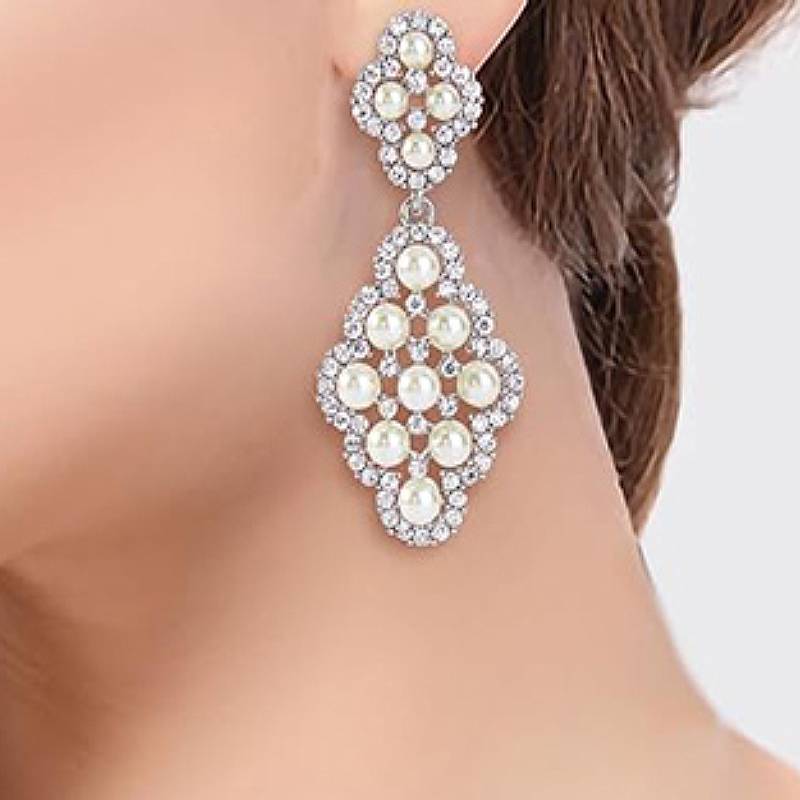 

Huitan Aesthetic Drop Earrings for Women Simulated Pearl Trendy Party Engagement Accessories Inlaid Shiny CZ Charming Zircon