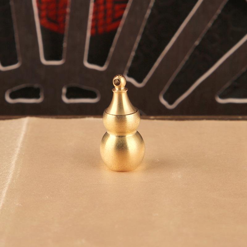 

Латунный полый брелок-горлянка с медной подвеской для хранения киновари