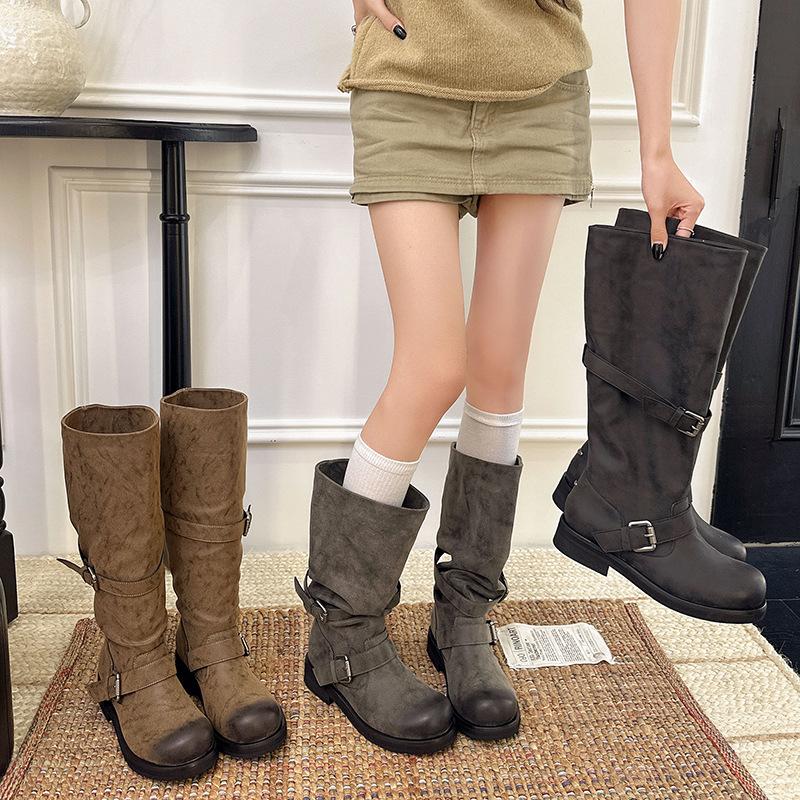 Autumn pleated round boots women's pile thick heel wind big tube circumference retro long tube belt buckle locomotive boots old