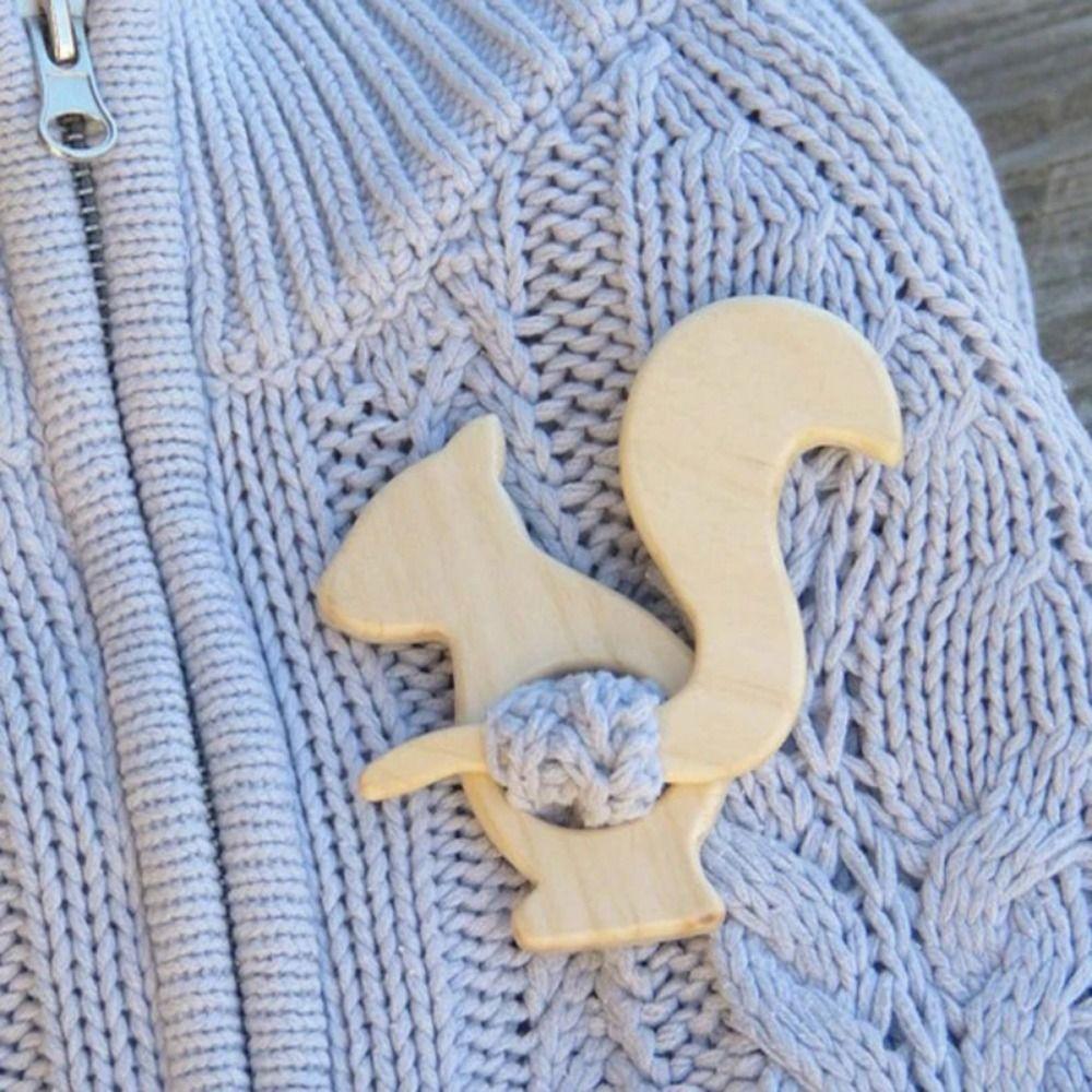 Cute Cartoon Sweater Clips Retro Panda Sweater Buckle Exquisite Wooden Animal Brooch Pin Jewelry