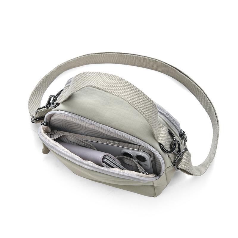 Women's Nylon Shoulder Bag Solid Color Portable Crossbody Bag