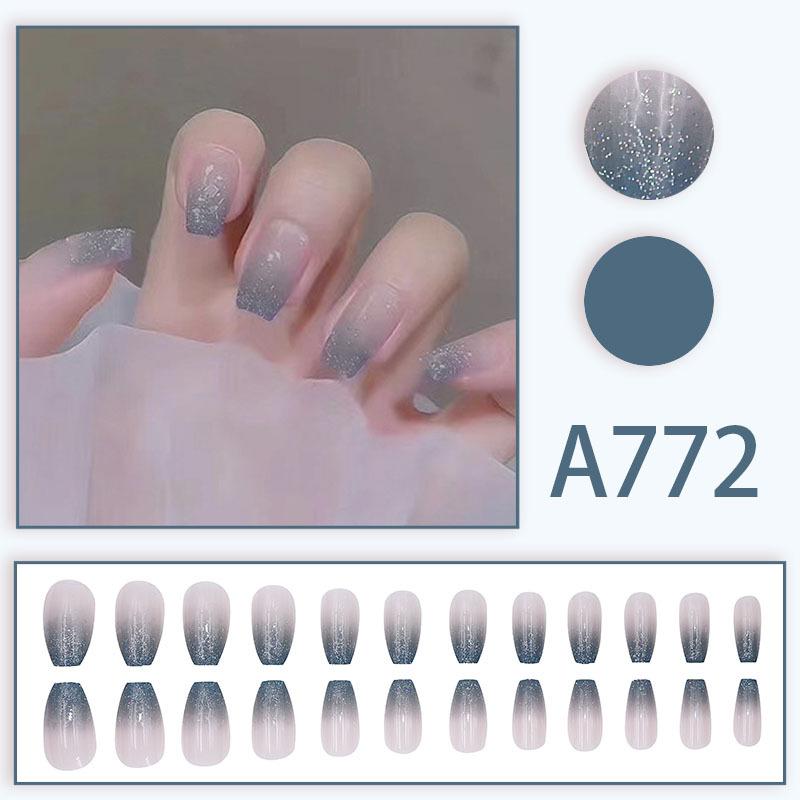 24 teile/schachtel Schnelle Nägel Verschiedene Schmetterling 3D Blumen Einfache Nail art Aufkleber Tragbare DIY Fertige Künstliche Nägel