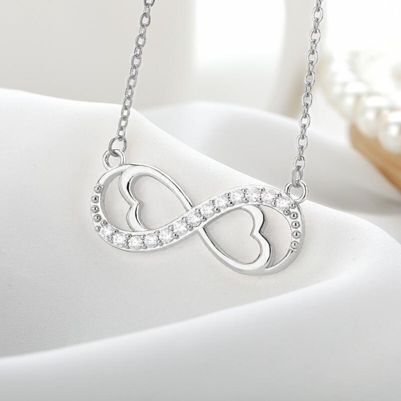 Huitan Heart Infinity Design Women Pendant Necklace Inlaid Bright CZ Aesthetic Wedding Accessories Party Elegant Female JewelryGood product