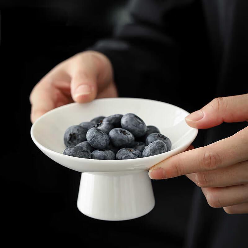Jijun Chinese Style Ceramic Nut Dish