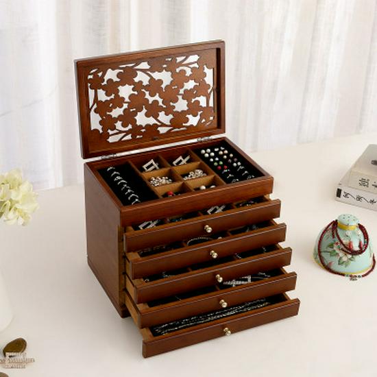 Minimalistische europäische Schmuckschatulle aus Holz für Halsketten und Ringe - Perfekt für Hochzeiten oder Geburtstage