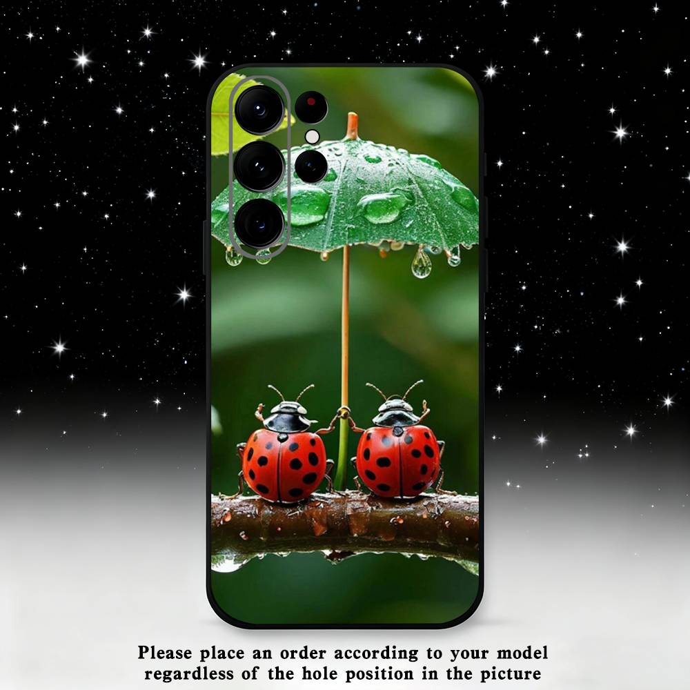 Eautiful Insects Ladybugs Phone Case For Samsung S 25,24,23,22,30,21,10,9,Ultra,Plus,Lite,FE,4,5 G Black Soft Case