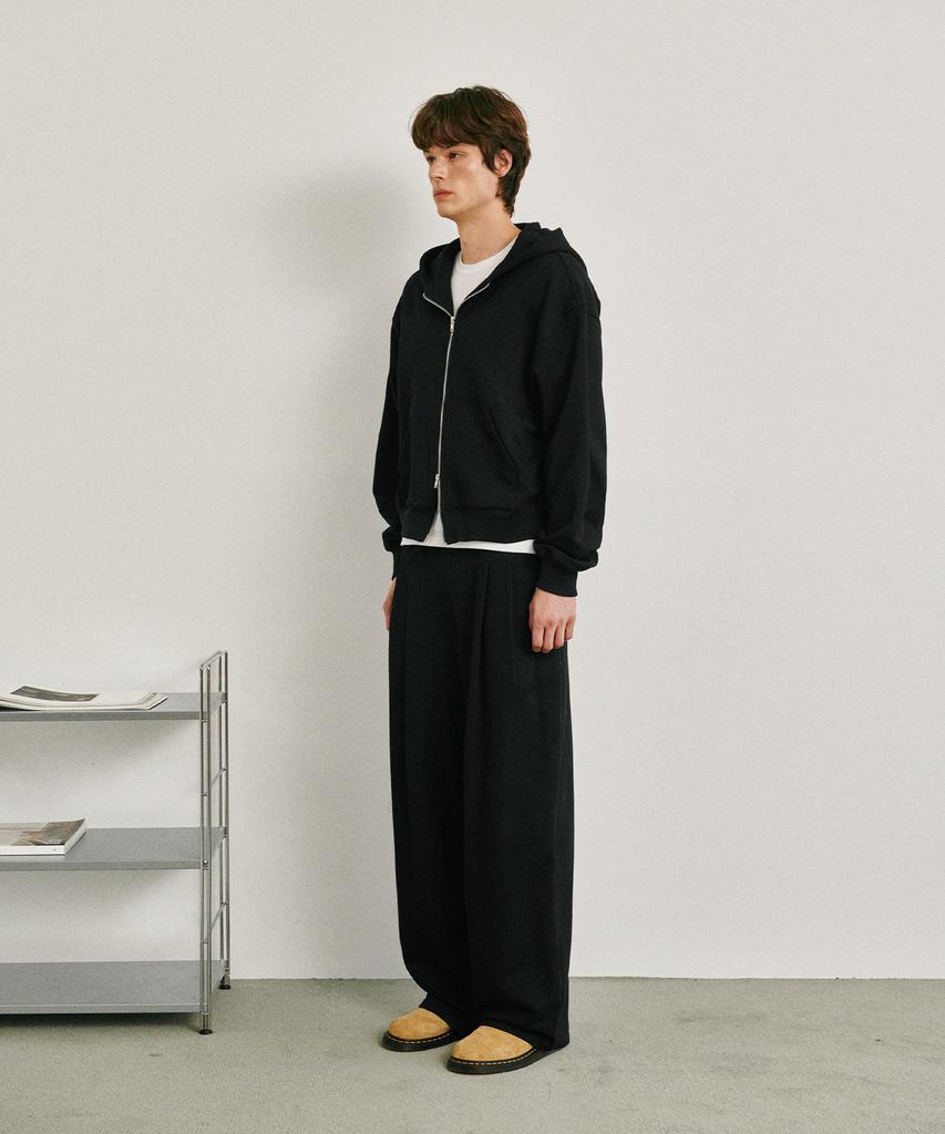 GLW Wide Double-Pleat Sweatpants Black