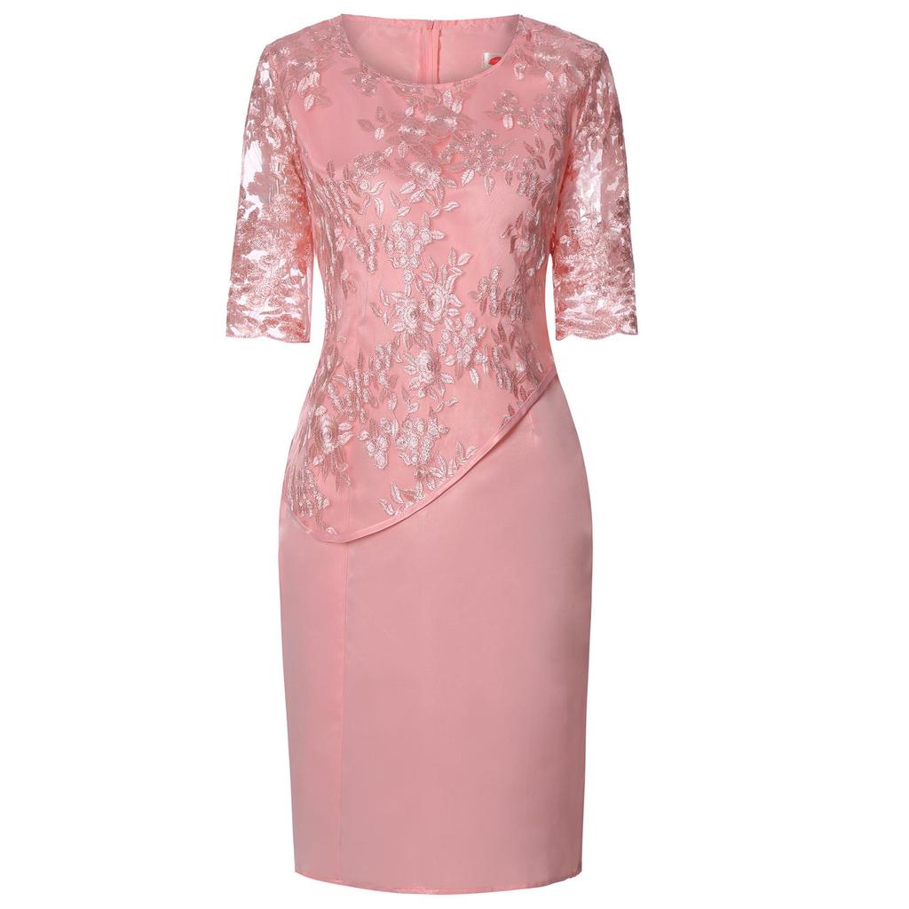 Plus Size Lace Fashion Evening Dress for Women – Elegant and Trendy Design