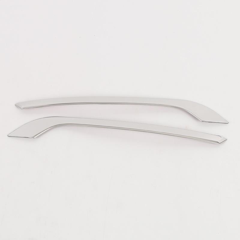 

Ideal 23 L7 Rear Fog Lamp Trim: Tailgate Enhancement Bright Strip