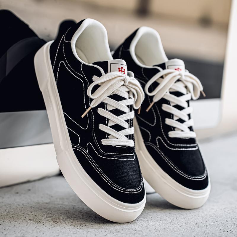 Men's Casual Board Vulcanized Canvas Black New Students Comfortable Non Slip Shoes Solid Color Sports Shoes Outdoor Red