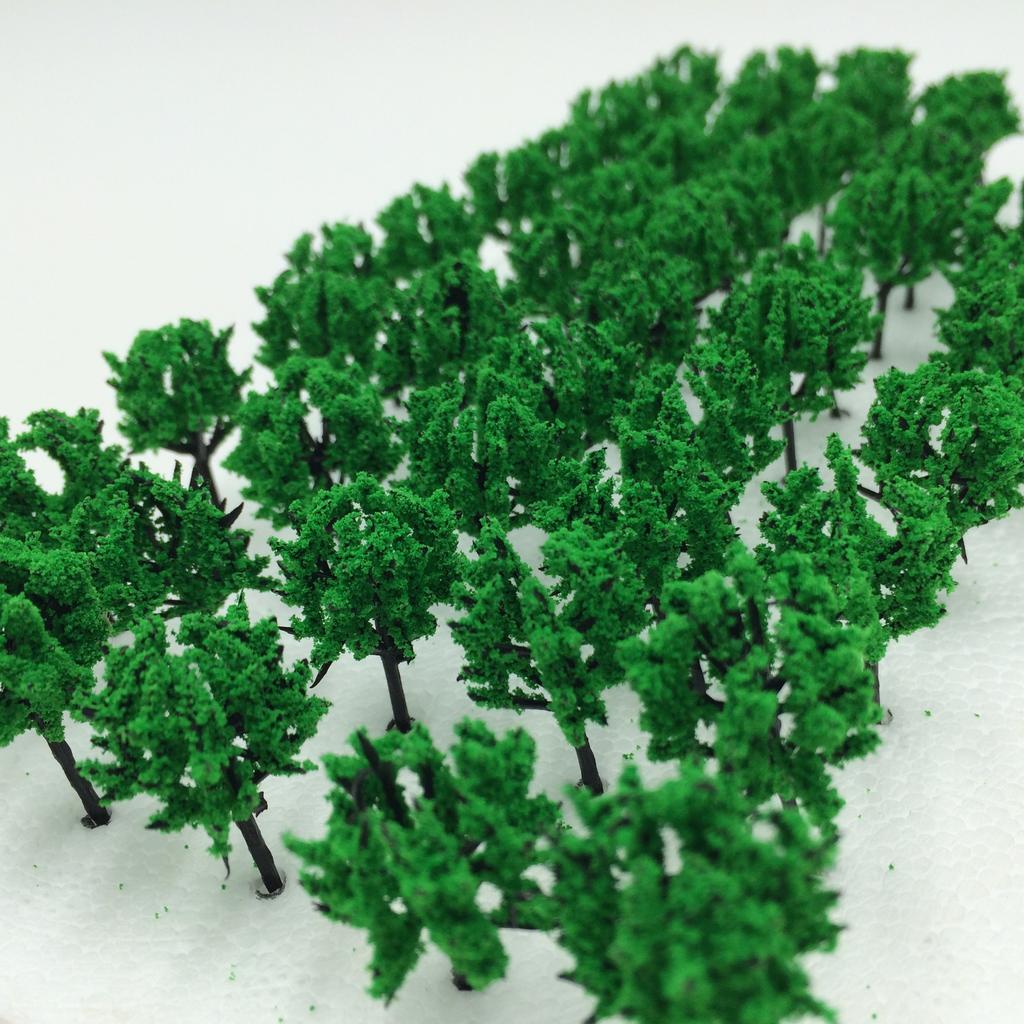 DauStage N Gauge Forest Diorama Materials for Railway and Architectural Models, Green, 100 Pieces (01, Green, 3.0cm, 100 Pieces)
