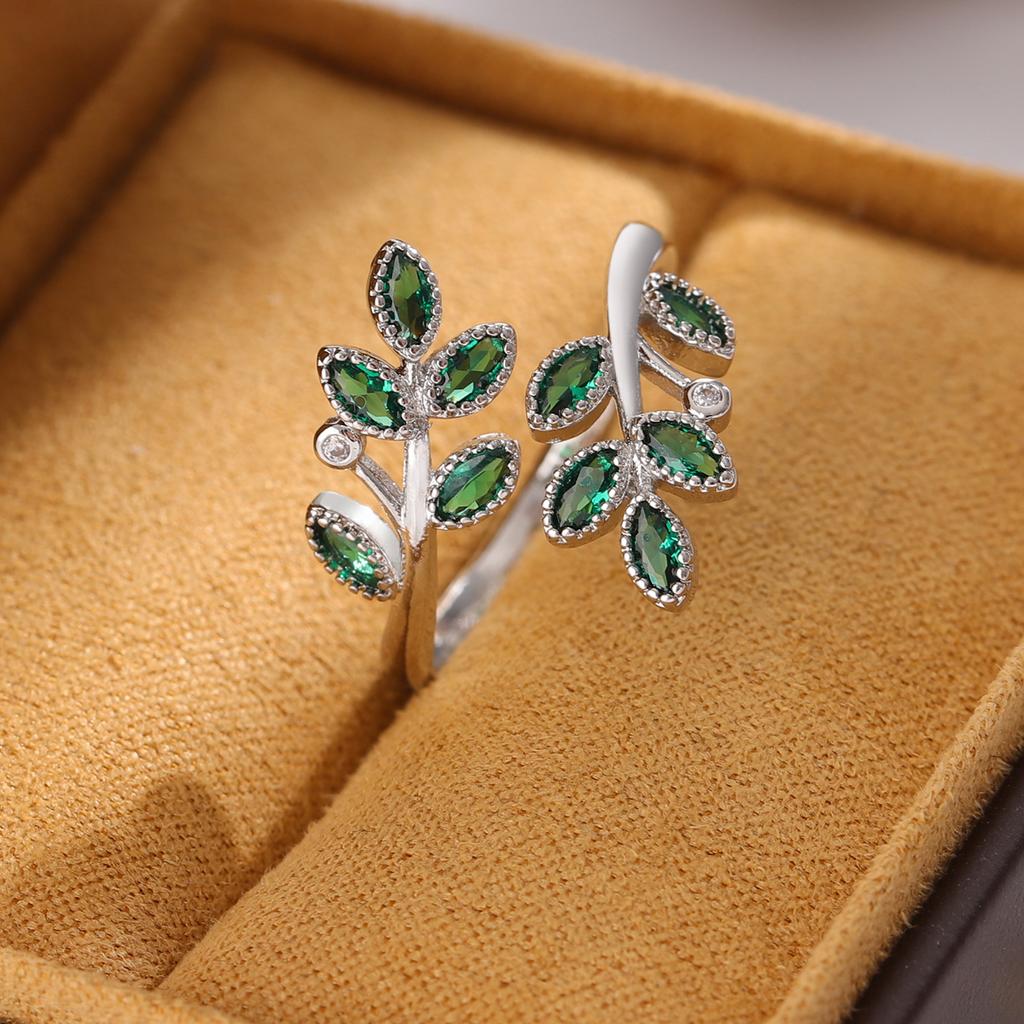 New Fashion Green Crystal Leaves 925 Sterling Silver Personality Temperament Creative Exquisite Opening Rings R376