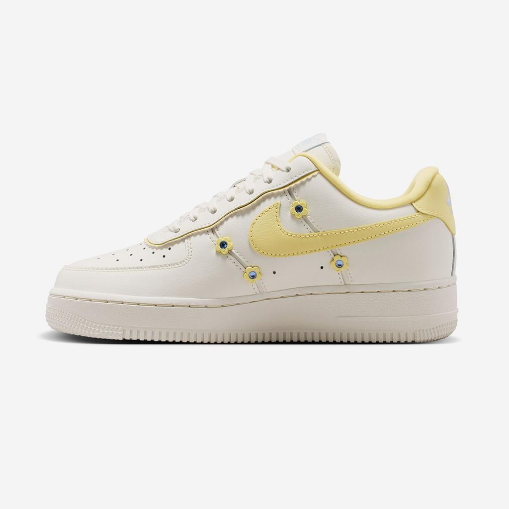 Nike WMNS AIR FORCE 1 07 LX IW2348-170
