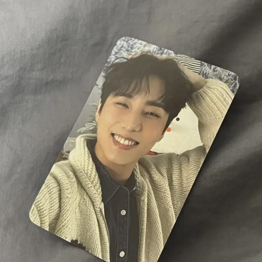 

Youngk Poca Christmas Md Day6 Pre-order Benefit Photocard