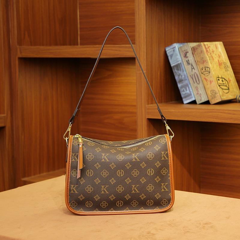 Popular underarm bag women's fashion large-capacity commuter bag women's broadband shoulder messenger bag