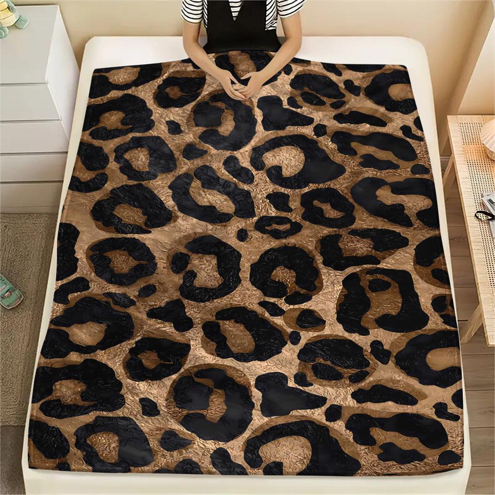 1Pc Leopard Pattern Print Flannel Blanket, High Quality Comfortable for All Seasons, Home Decor, Warmth and Comfort, Perfect for Christmas Gifts