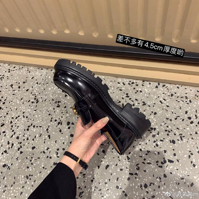 Small leather shoes for women, small gold buckle round head, one pedal, platform loafer single shoes for women