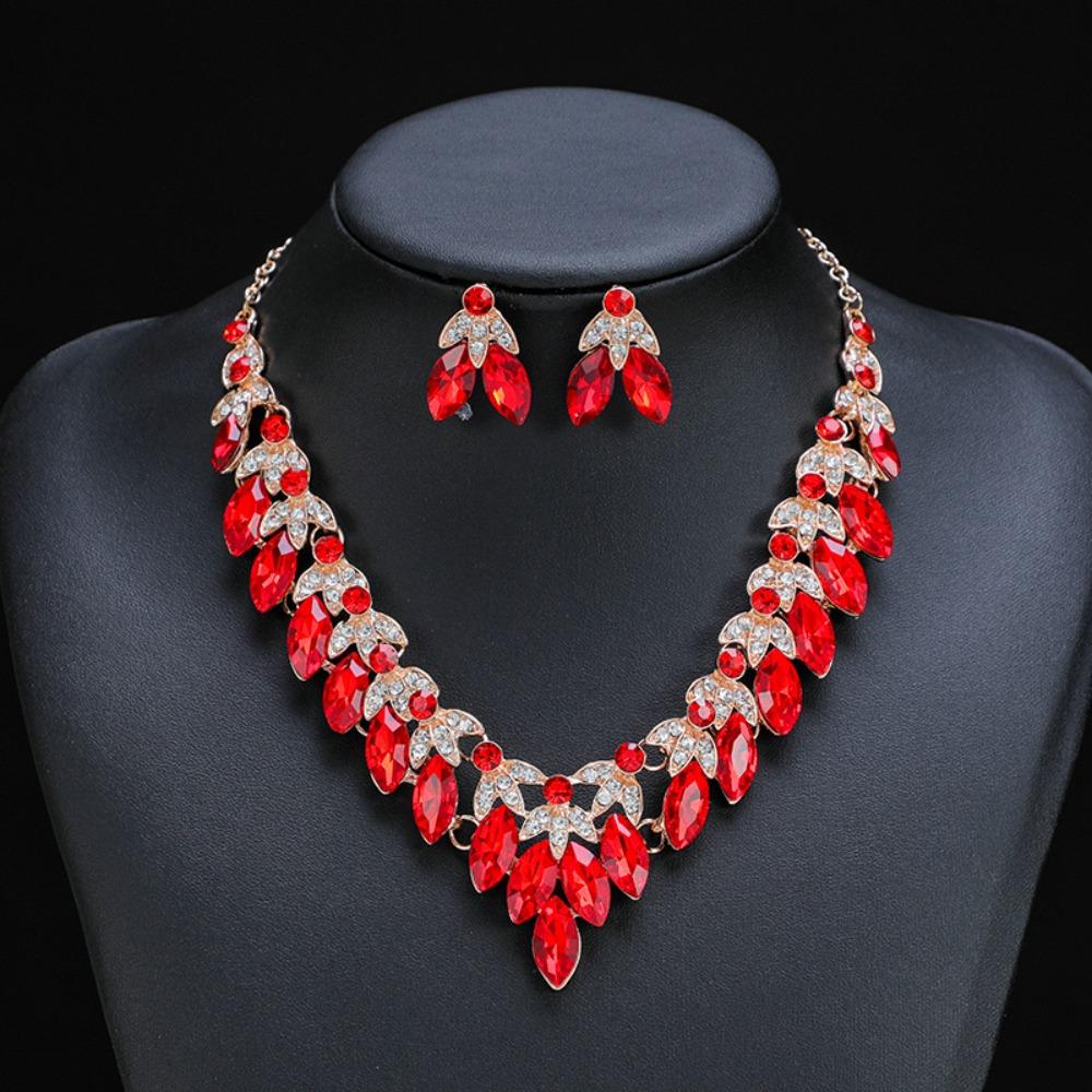 Europäisches und Amerikanisches Retro Überzogenes Halsketten-Ohrring-Set Kristall Edelstein, Kurze Schlüsselbein-Kette Damen Zweiteiliges Modeaccessoire