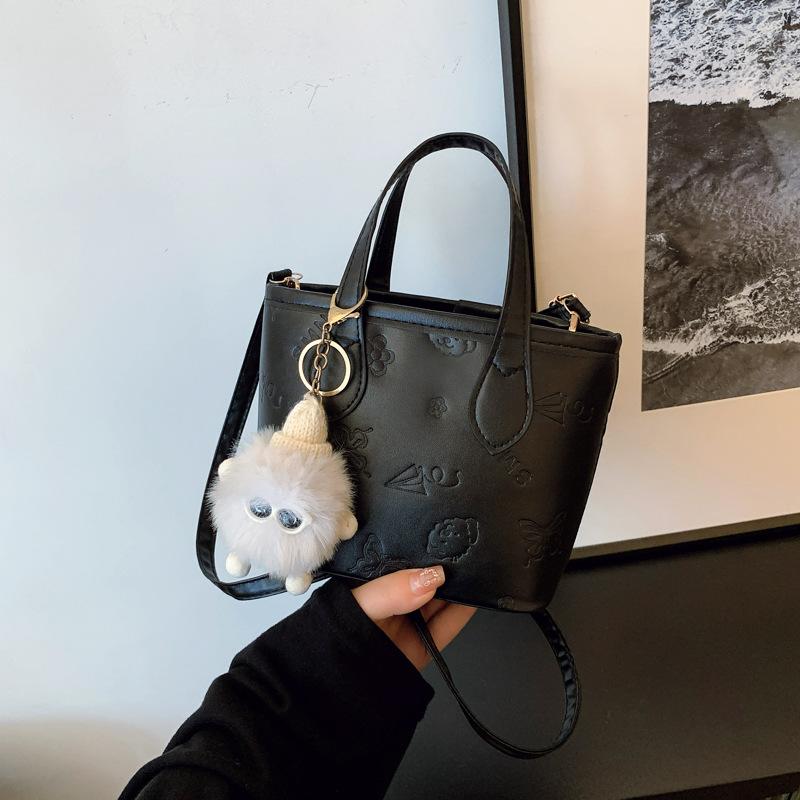 Butterfly Embossed Large Capacity Bucket Bag Commuter Shoulder Handbag for Women Soft Faux Leather чёрный