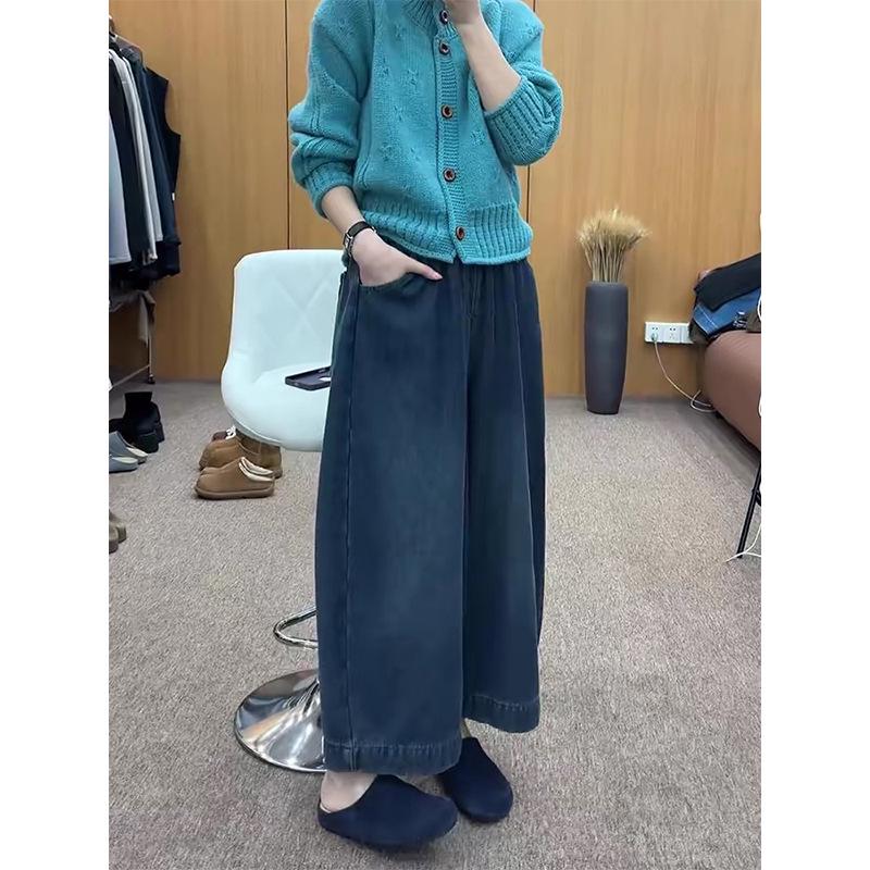 2025 Women s Plus Size Wide-Leg Straight Jeans - Loose Fit for Pear-Shaped Figures M