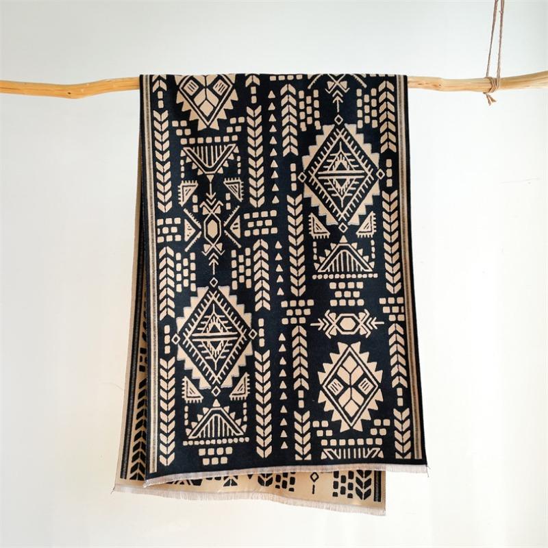 Autumn and Winter Scarves, High-end Shawls, New Age-reducing Scarves, Students Travel with Warm Women