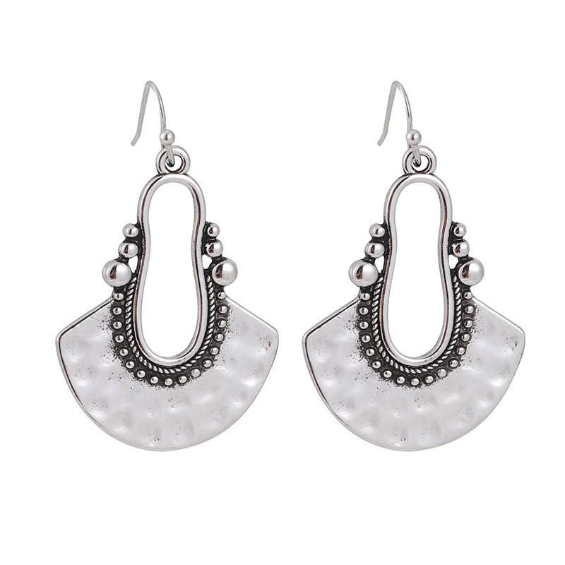 Bohemian Retro Fan-shaped Earring and Necklace Set: Fashionable Hollow-out Vacation Style for Women