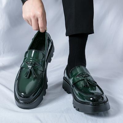 Fashion Green Men Dress Shoes  Patent Leather Black Casual Business Platform Tassels Slip-On Shoes for Men Wedding